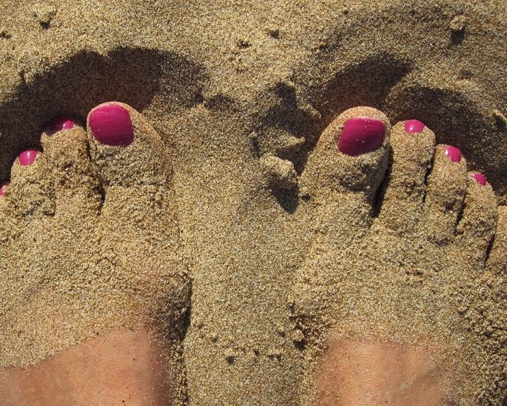 feet-1659412_960_720