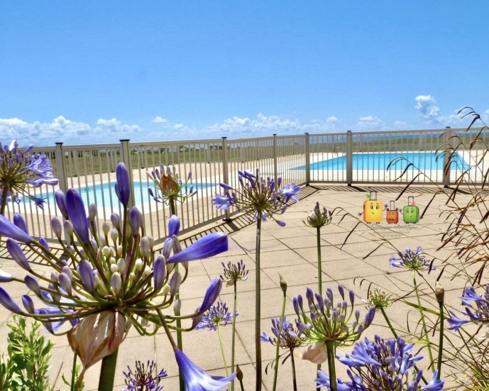 guidel plage-bretagne - piscine chauffée sur sur la mer - www.auvergne-bretagne.com - soleil - ciel bleu - plage fleur bleu maison 2